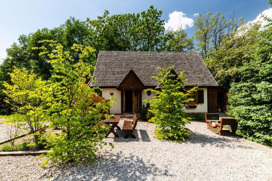 Oberza Pod Zlotym Prosiakiem Hotel Nieborow Ngoại thất bức ảnh