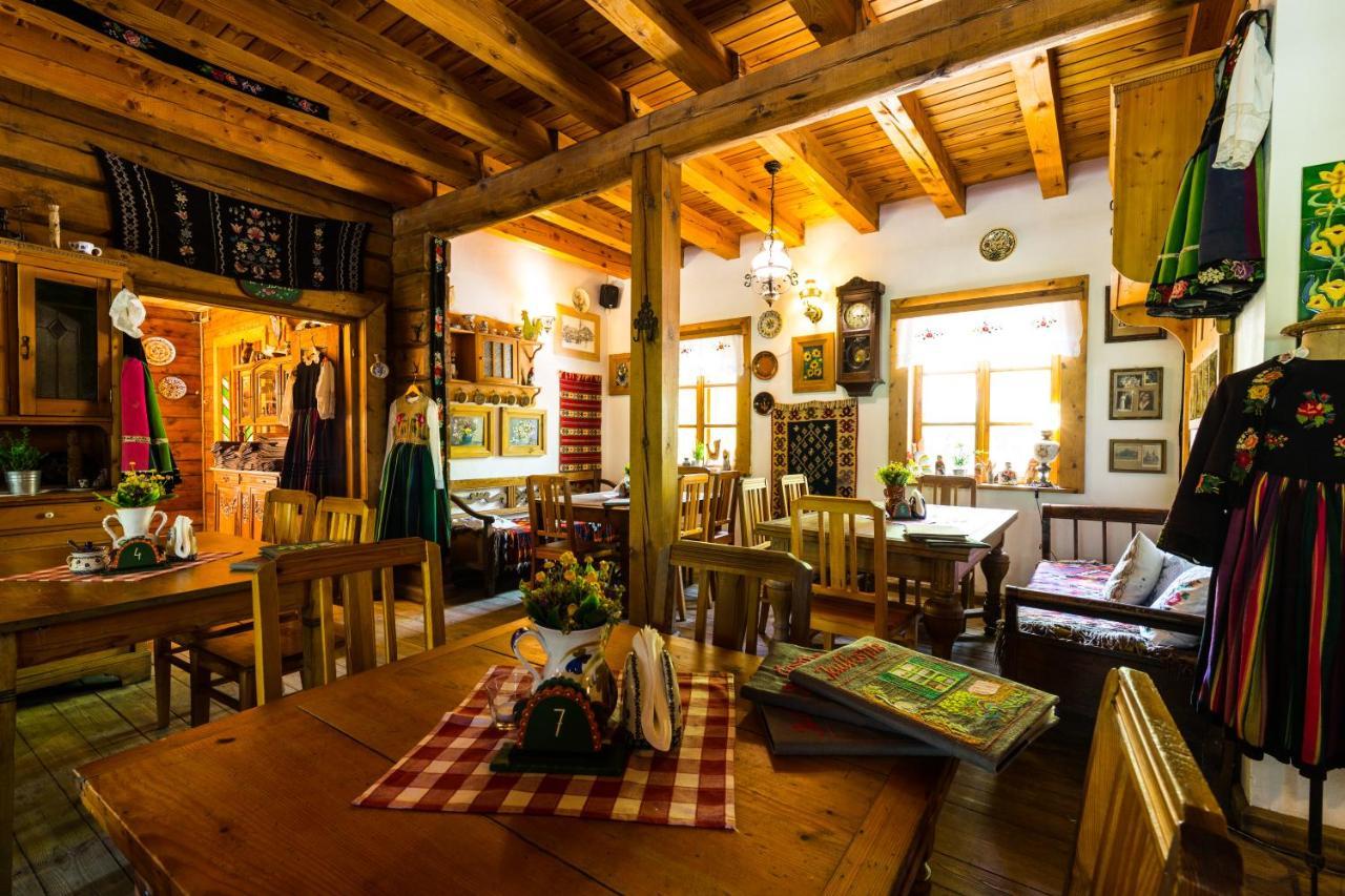 Oberza Pod Zlotym Prosiakiem Hotel Nieborow Ngoại thất bức ảnh